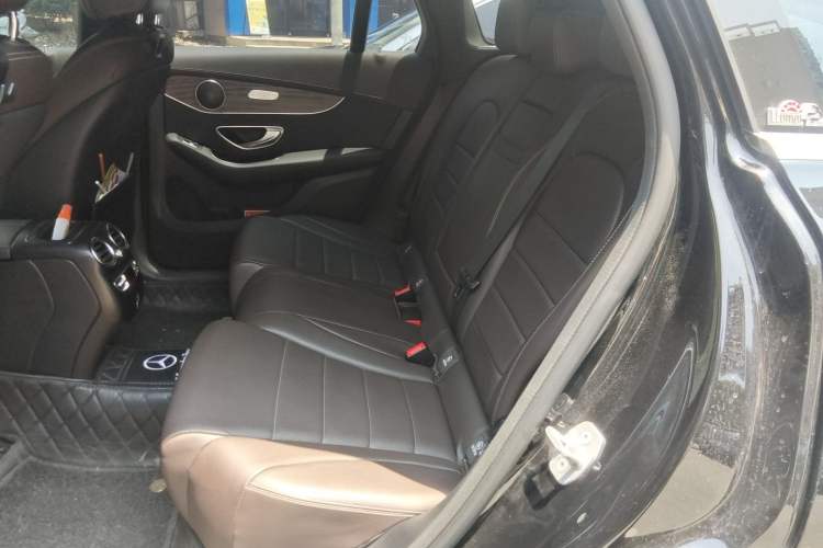 Used Mercedes-Benz GLC 2020 Facelift GLC 260 L 4MATIC Luxury Edition Left Rear Seat