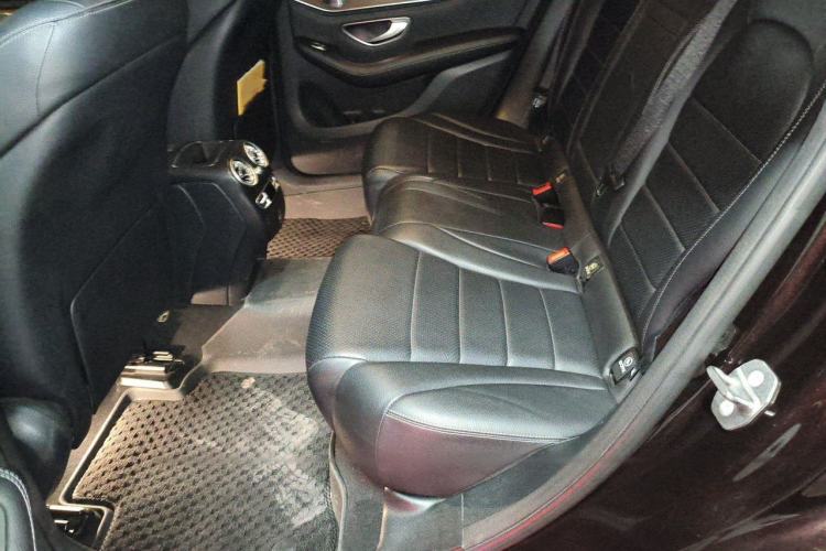 Used Mercedes-Benz GLC 2020 GLC 300 L 4MATIC Luxury Model Left Rear Seat
