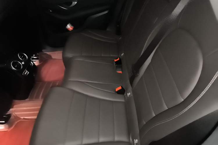 Used Mercedes-Benz GLC 2020 Facelift GLC 300 L 4MATIC Dynamic Edition Left Rear Seat