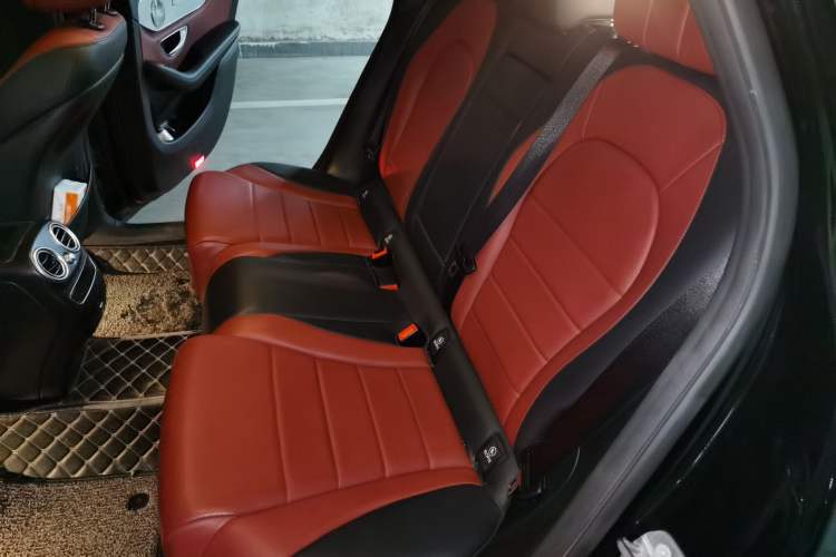 Used Mercedes-Benz GLC 2020 GLC 300 L 4MATIC Dynamic Edition Left Rear Seat