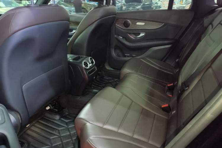 Used Mercedes-Benz GLC 2020 GLC 300 L 4MATIC Dynamic Edition Left Rear Seat