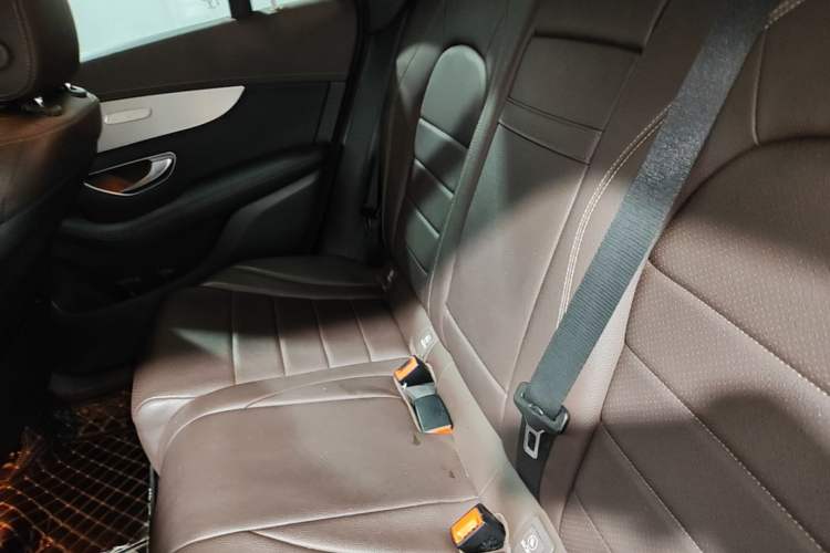 Used Mercedes-Benz GLC 2020 Facelifted GLC 260 L 4MATIC Dynamic Edition Left Rear Seat
