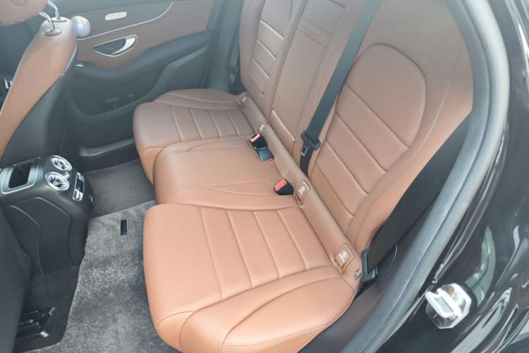 Used Mercedes-Benz GLC 2020 Facelifted GLC 300 L 4MATIC Luxury Edition Left Rear Seat