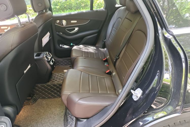 Used Mercedes-Benz GLC 2020 Facelifted GLC 300 L 4MATIC Luxury Edition Left Rear Seat