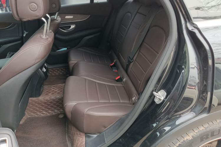 Used Mercedes-Benz GLC 2020 Facelift GLC 300 L 4MATIC Dynamic Edition Left Rear Seat