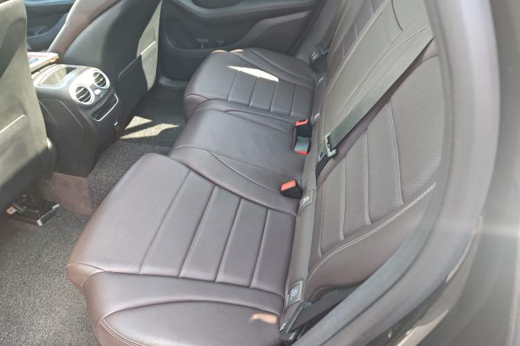 Used Mercedes-Benz GLC 2020 GLC 300 L 4MATIC Dynamic Edition Left Rear Seat