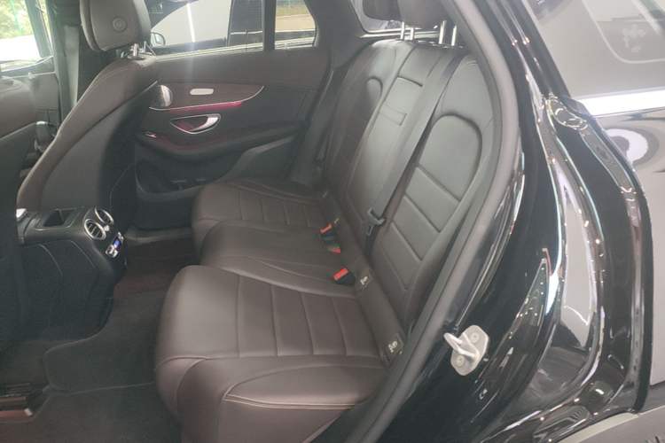 Used Mercedes-Benz GLC 2020 GLC 300 L 4MATIC Luxury Model Left Rear Seat