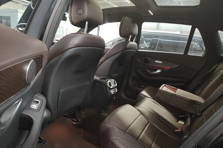 Used Mercedes-Benz GLC 2020 Facelift GLC 300 L 4MATIC Dynamic Edition Left Rear Seat