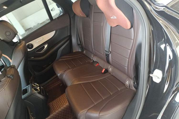 Used Mercedes-Benz GLC 2020 GLC 260 L 4MATIC Dynamic Model Left Rear Seat