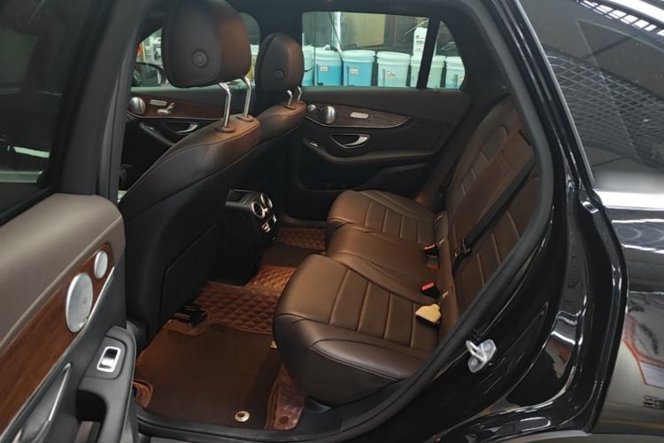 Used Mercedes-Benz GLC 2020 GLC 300 L 4MATIC Luxury Model Left Rear Seat