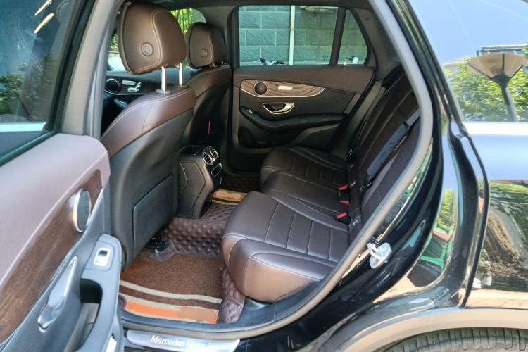 Used Mercedes-Benz GLC 2020 Facelift GLC 260 L 4MATIC Luxury Edition Left Rear Seat