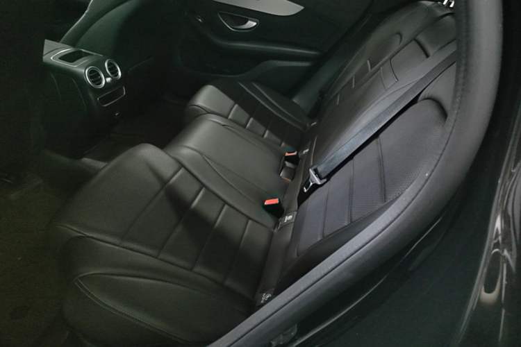 Used Mercedes-Benz GLC 2020 Facelifted GLC 260 L 4MATIC Dynamic Edition Left Rear Seat