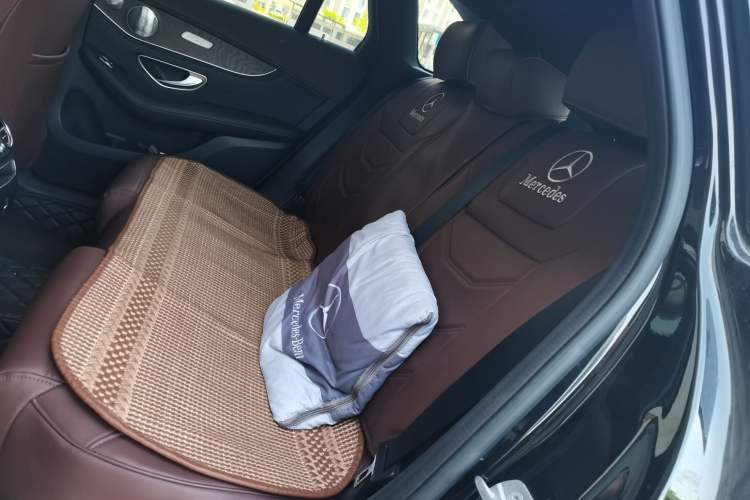 Used Mercedes-Benz GLC 2020 GLC 260 L 4MATIC Luxury Model Left Rear Seat