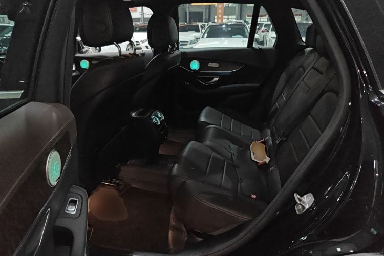 Used Mercedes-Benz GLC 2020 Facelift GLC 260 L 4MATIC Luxury Edition Left Rear Seat