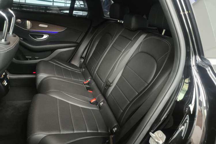 Used Mercedes-Benz GLC 2020 Facelift GLC 300 L 4MATIC Dynamic Edition Left Rear Seat