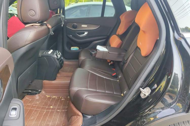 Used Mercedes-Benz GLC 2020 Facelift GLC 260 L 4MATIC Luxury Edition Left Rear Seat