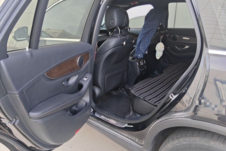 Used Mercedes-Benz GLC 2020 GLC 260 L 4MATIC Luxury Model Left Rear Seat