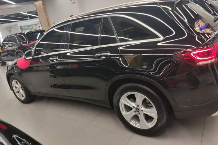 Used Mercedes-Benz GLC 2020 Facelifted GLC 260 L 4MATIC Dynamic Edition Left Side