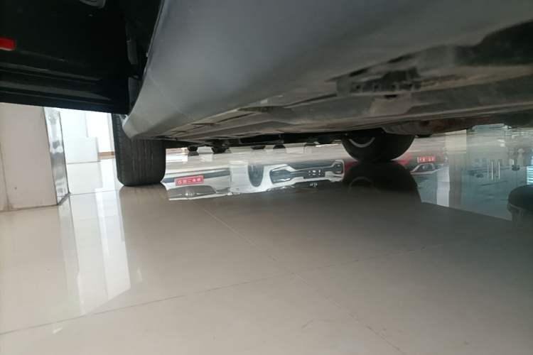 Used Mercedes-Benz GLC 2020 Facelifted GLC 260 L 4MATIC Dynamic Edition Left Side Sill