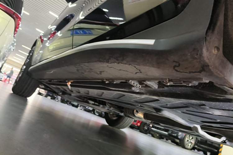 Used Mercedes-Benz GLC 2020 Facelift GLC 300 L 4MATIC Dynamic Edition Left Side Sill