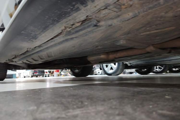 Used Mercedes-Benz GLC 2020 GLC 260 L 4MATIC Luxury Model Left Side Sill