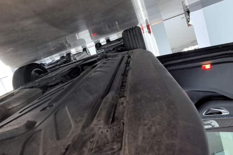 Used Mercedes-Benz GLC 2020 GLC 300 L 4MATIC Dynamic Edition Left Side Sill