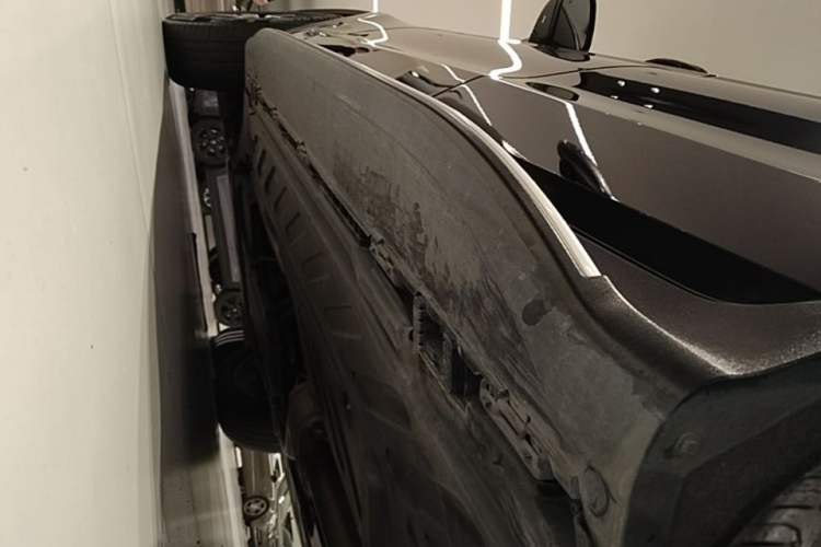 Used Mercedes-Benz GLC 2020 Facelift GLC 300 L 4MATIC Dynamic Edition Left Side Sill