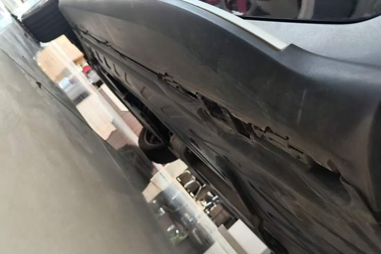 Used Mercedes-Benz GLC 2020 Facelift GLC 300 L 4MATIC Dynamic Edition Left Side Sill