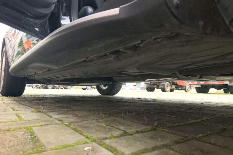 Used Mercedes-Benz GLC 2020 GLC 260 L 4MATIC Dynamic Model Left Side Sill
