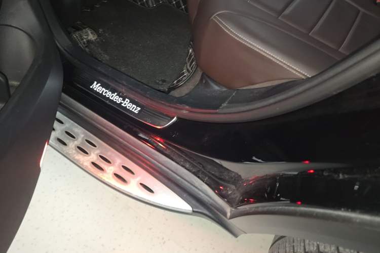 Used Mercedes-Benz GLC 2020 GLC 300 L 4MATIC Dynamic Edition Left Side Sill