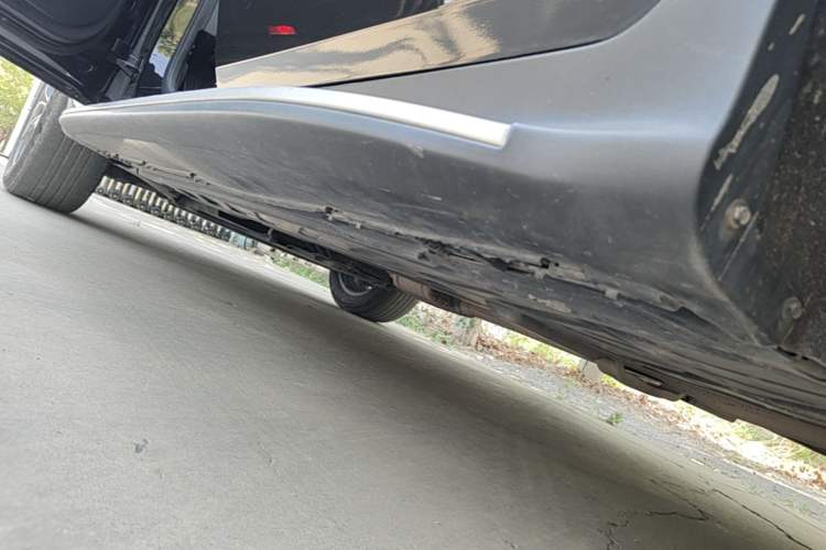 Used Mercedes-Benz GLC 2020 Facelifted GLC 260 L 4MATIC Dynamic Edition Left Side Sill