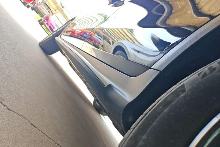 Used Mercedes-Benz GLC 2020 Facelift GLC 300 L 4MATIC Dynamic Edition Left Side Sill
