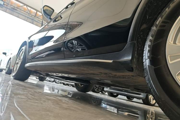 Used Mercedes-Benz GLC 2020 Facelifted GLC 260 L 4MATIC Dynamic Edition Left Side Sill