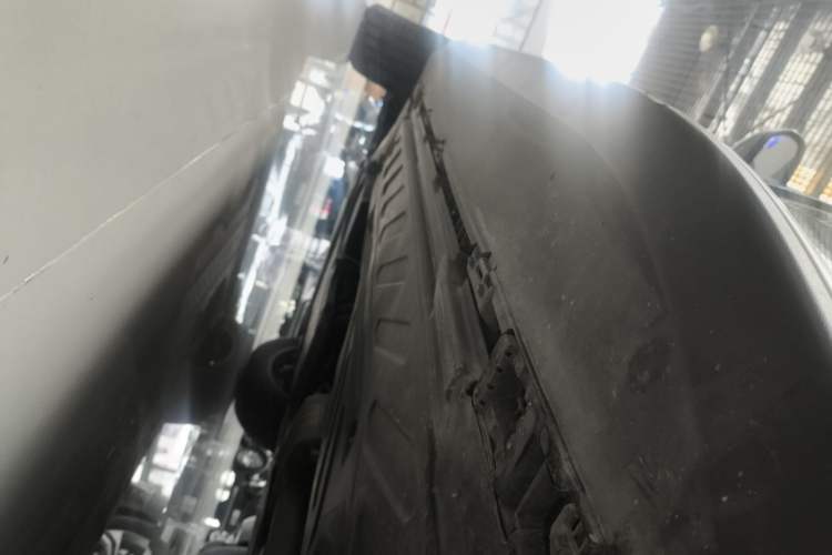 Used Mercedes-Benz GLC 2020 Facelift GLC 300 L 4MATIC Dynamic Edition Left Side Sill