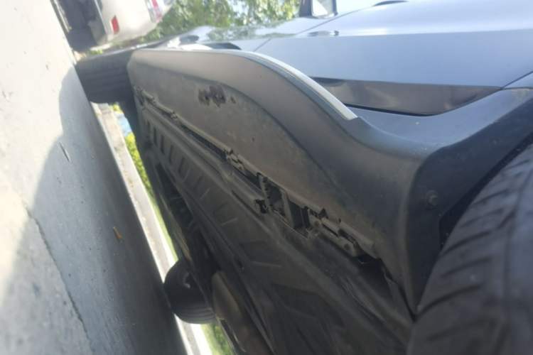 Used Mercedes-Benz GLC 2020 GLC 260 L 4MATIC Dynamic Model Left Side Sill