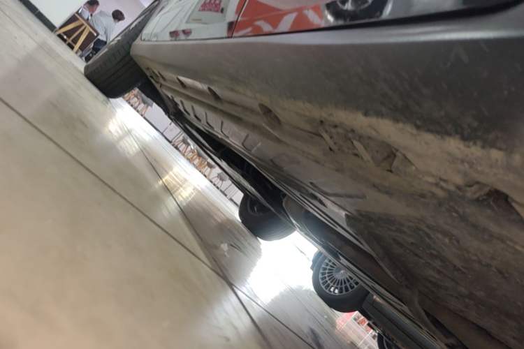 Used Mercedes-Benz GLC 2020 Facelifted GLC 260 L 4MATIC Dynamic Edition Left Side Sill