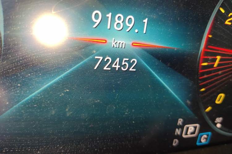 Used Mercedes-Benz GLC 2020 Facelift GLC 260 L 4MATIC Luxury Edition Odometer Close Up