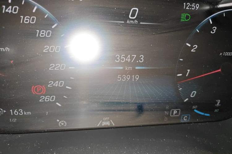 Used Mercedes-Benz GLC 2020 Facelift GLC 300 L 4MATIC Dynamic Edition Odometer Close Up