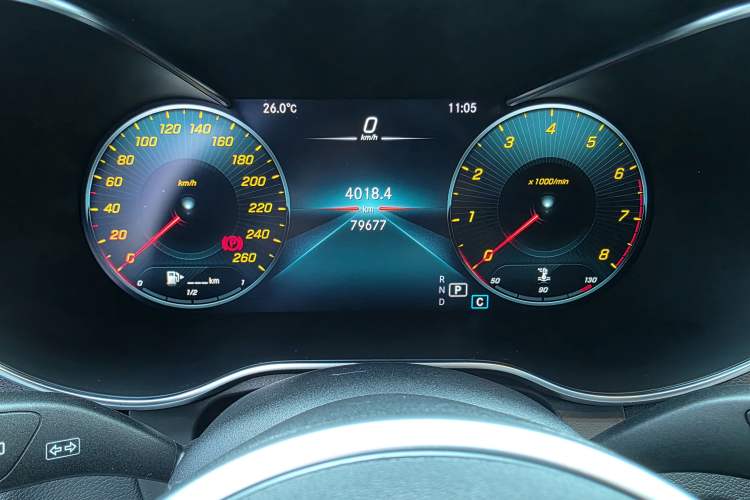Used Mercedes-Benz GLC 2020 Facelift GLC 260 L 4MATIC Luxury Edition Odometer Close Up