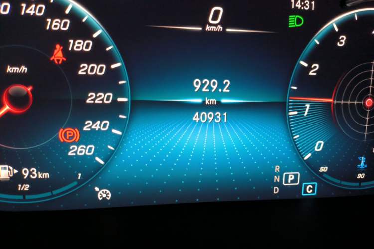 Used Mercedes-Benz GLC 2020 GLC 260 L 4MATIC Luxury Model Odometer Close Up
