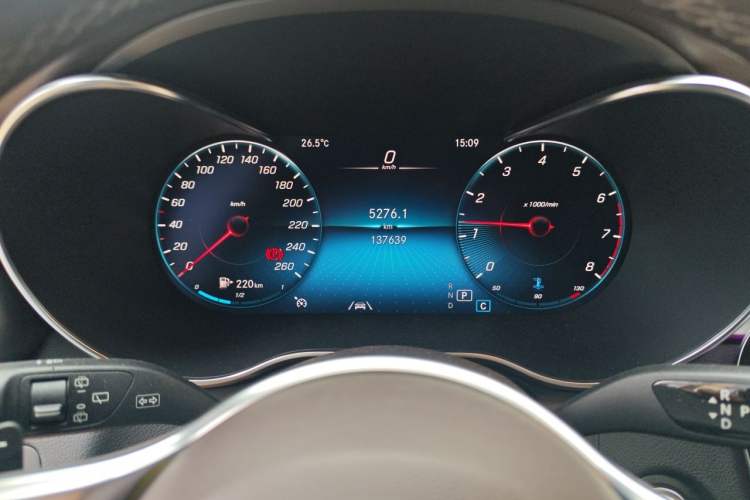 Used Mercedes-Benz GLC 2020 Facelift GLC 300 L 4MATIC Dynamic Edition Odometer Close Up