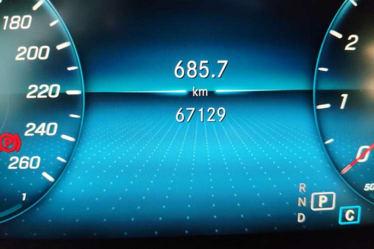 Used Mercedes-Benz GLC 2020 GLC 260 L 4MATIC Luxury Model Odometer Close Up