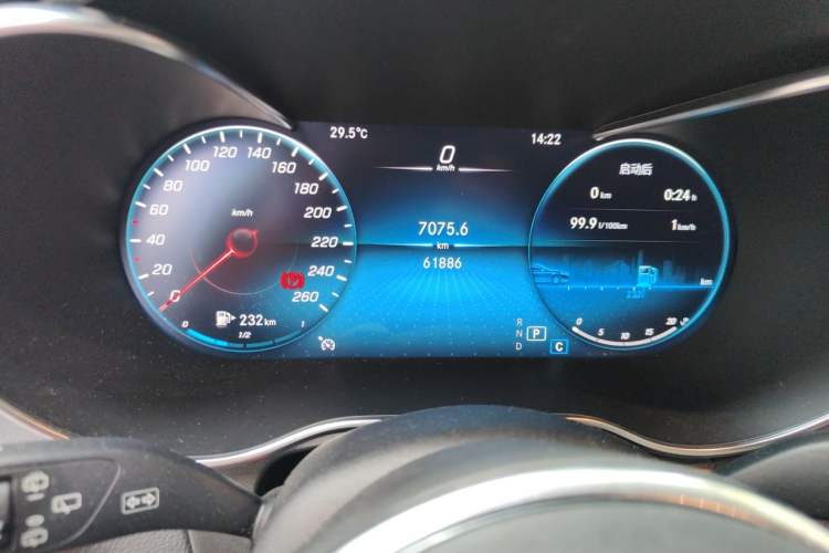 Used Mercedes-Benz GLC 2020 Facelift GLC 260 L 4MATIC Luxury Edition Odometer Close Up