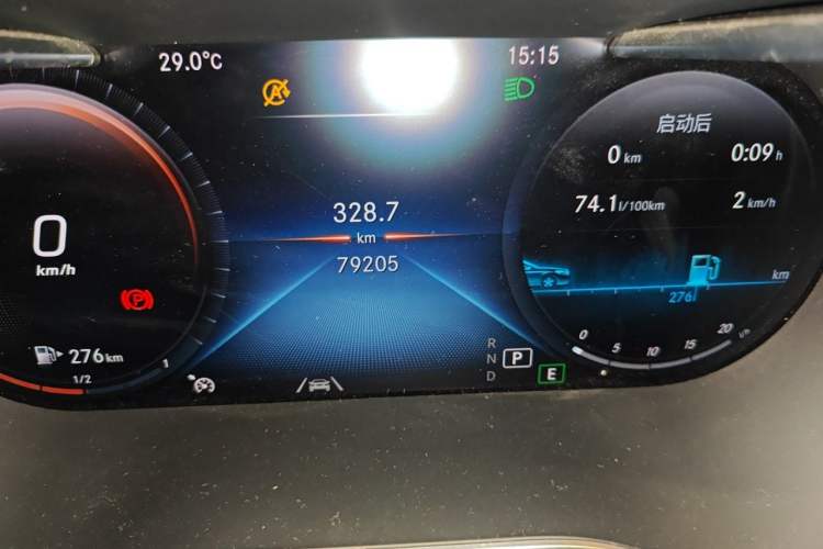 Used Mercedes-Benz GLC 2020 GLC 300 L 4MATIC Dynamic Edition Odometer Close Up