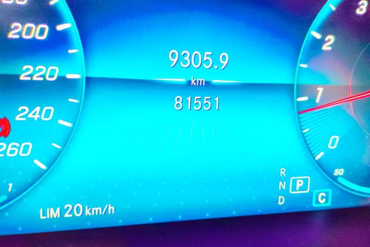 Used Mercedes-Benz GLC 2020 GLC 260 L 4MATIC Luxury Model Odometer Close Up