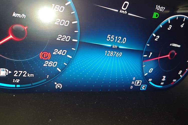 Used Mercedes-Benz GLC 2020 GLC 260 L 4MATIC Luxury Model Odometer Close Up