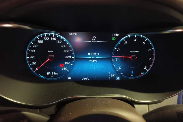 Used Mercedes-Benz GLC 2020 GLC 300 L 4MATIC Dynamic Edition Odometer Close Up