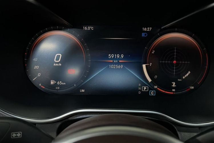 Used Mercedes-Benz GLC 2020 Facelifted GLC 260 L 4MATIC Dynamic Edition Odometer Close Up