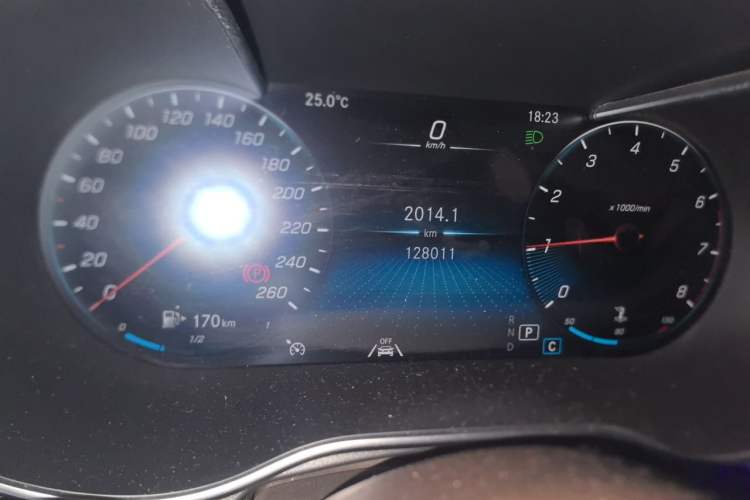 Used Mercedes-Benz GLC 2020 Facelift GLC 300 L 4MATIC Dynamic Edition Odometer Close Up