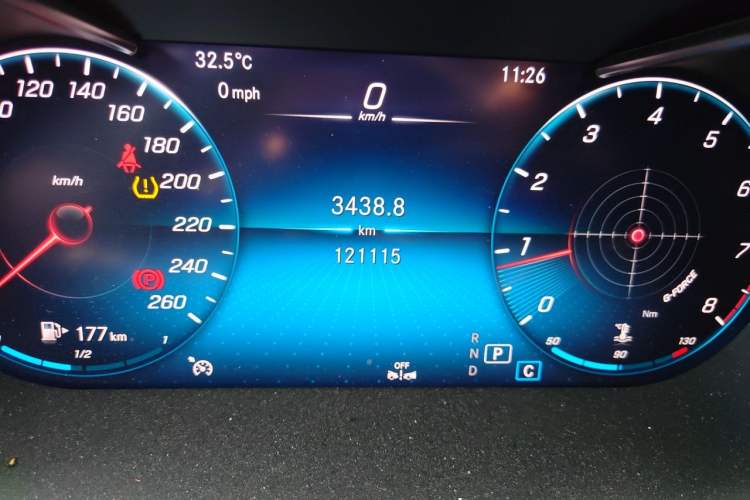 Used Mercedes-Benz GLC 2020 GLC 260 L 4MATIC Luxury Model Odometer Close Up